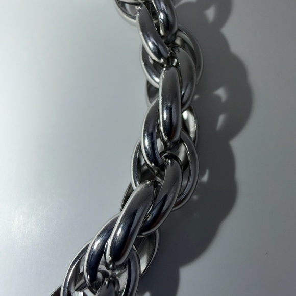 Bold Rope Chain Bracelet - Picture 3 of 7